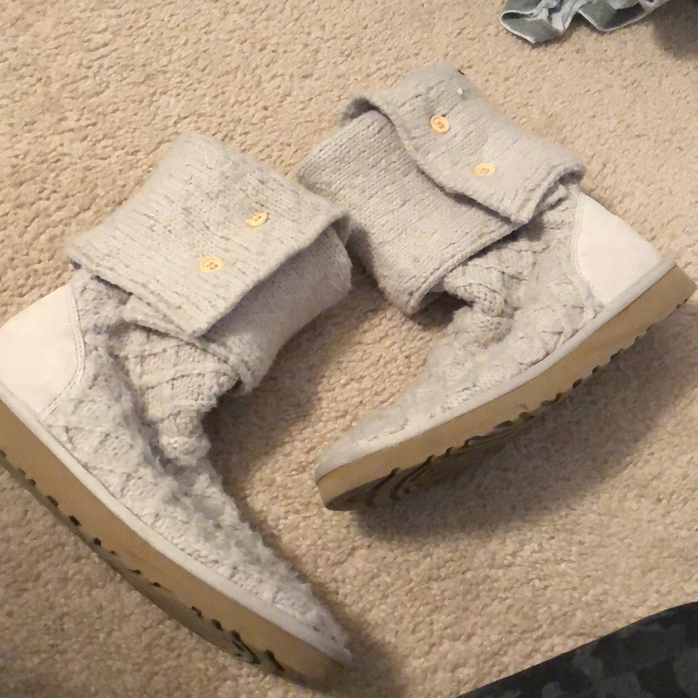 weaved uggs - Picture 3 of 4
